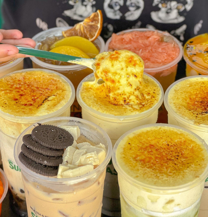 Trà sữa kem trứng khè là món được yêu thích nhất tại Sunday Basic.