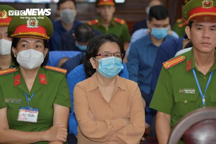 Bị cáo Đỗ Thị Nhàn tại phiên toà.
