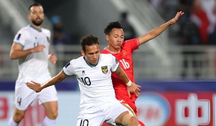 Đội tuyển Việt Nam hơn Indonesia 3 điểm.
