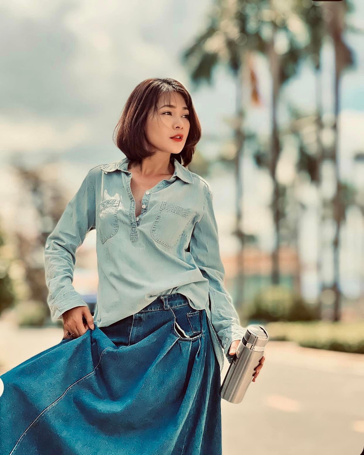 Người đẹp từng có thời gian trầm cảm sau khi cả ba lẫn mẹ qua đời.