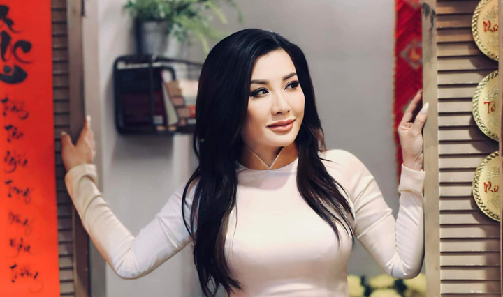 Biết Bằng Kiều đã chia tay bạn gái, Trizzie Phương Trinh mới mở lòng để trò chuyện.