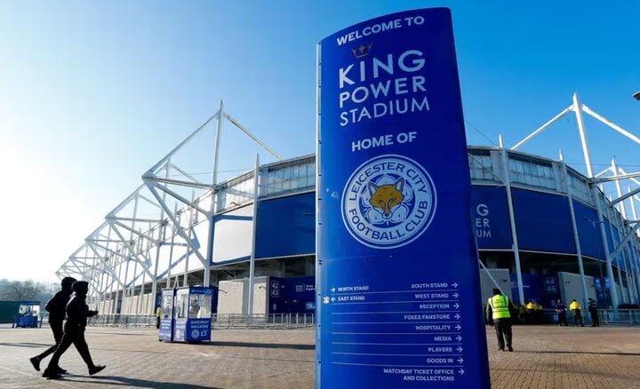 Leicester khởi kiện Premier League.