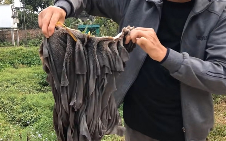 Sách bò là bộ phận đắt giá nhất của lòng bò. (Ảnh minh hoạ)