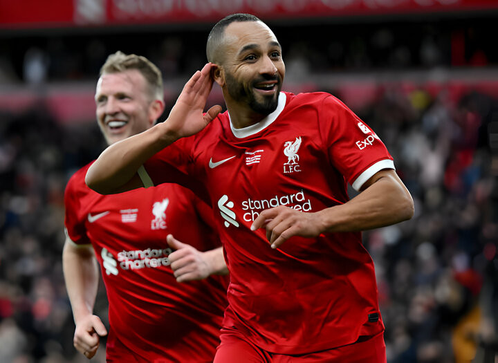 Các bàn thắng còn lại của Liverpool được ghi bởi Gregory Vignal, Nabil El Zhar và Djibril Cisse.