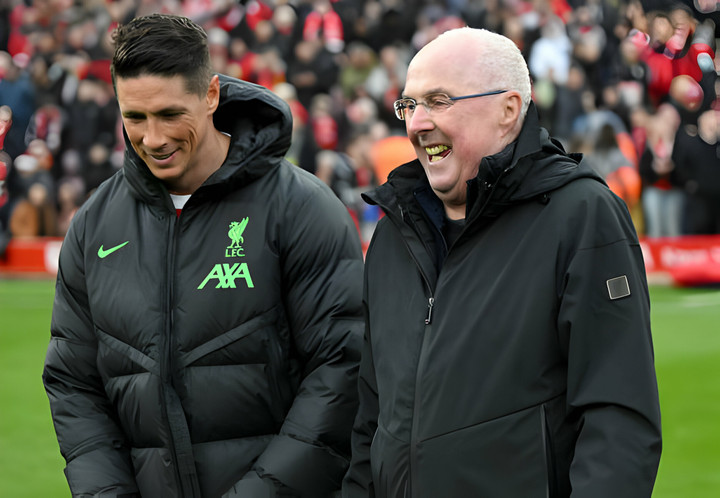 "Tôi đã khóc khi nghe CĐV Liverpool hát You'll Never Walk Alone. Hôm nay, tất cả chúng ta đều là người chiến thắng. Bầu không khí tại Anfield thật tuyệt vời. Tôi sẽ không bao giờ quên điều này", HLV Sven-Goran Eriksson chia sẻ.