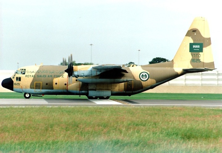 Máy bay C-130H của Ả-rập Xê-út.
