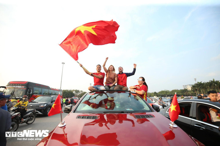 Trận đấu giữa đội tuyển Việt Nam và Indonesia sẽ bắt đầu lúc 19h.