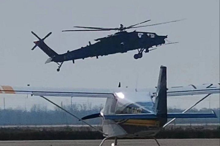 Hình ảnh về chiếc trực thăng tấn công mới Z-21 của Trung Quốc được lan truyền trên mạng xã hội. (Ảnh: SCMP)