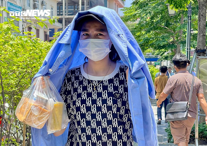 Nhiệt độ Hà Nội có thể tăng lên 35 độ C trong những ngày tới. (Ảnh minh hoạ: Ngô Nhung)