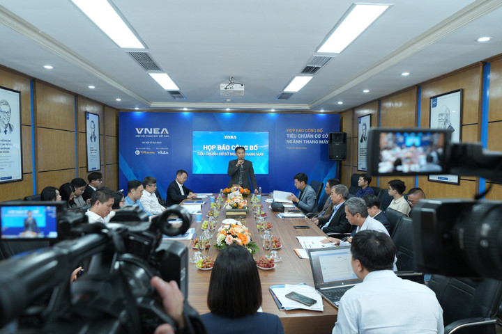 Họp báo công bố tiêu chuẩn cơ sở ngành thang máy. (Ảnh minh hoạ).