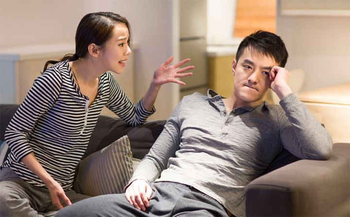 Vợ tôi nói thẳng rằng anh trai chị dâu không phải bố mẹ, không có nghĩa vụ phải cấp dưỡng cho em tôi. (Ảnh: Huffpost)