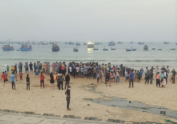 Bờ biển xã Bình Hải - nơi xảy ra vụ việc thương tâm.