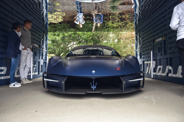 Siêu xe đua Maserati MCXtrema sắp được bàn giao cho khách hàng - 4
