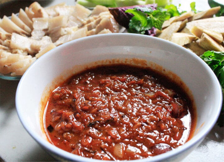 Mắm nhum - món đặc sản Bình Định ăn với món gì cũng ngon.
