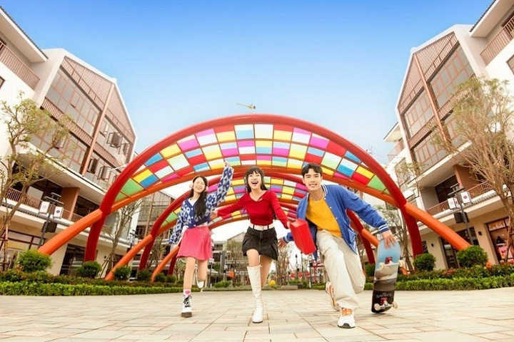 Đến thiên đường hò hẹn Grand World để 'đi khắp thế gian cùng người thương' - 3