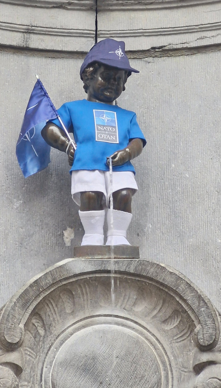 Diện mạo mới của bức tượng chú bé đừng tè Manneken Pis.