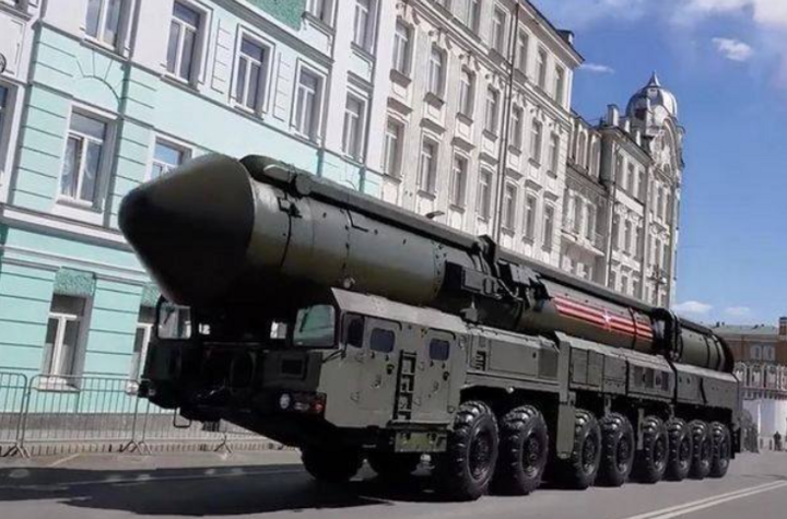 Tên lửa RS-28 Sarmat của Nga. (Ảnh: Mirror)