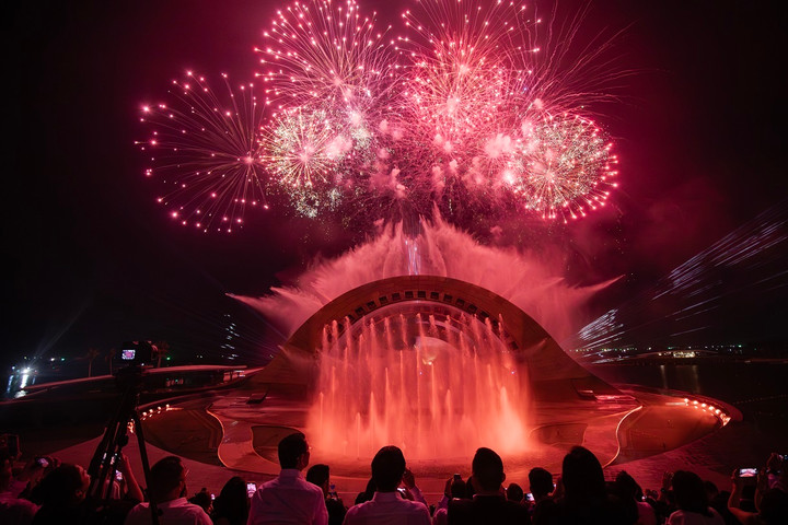 Show trình diễn pháo hoa nghệ thuật suốt 365 ngày trong năm tại Phú Quốc.