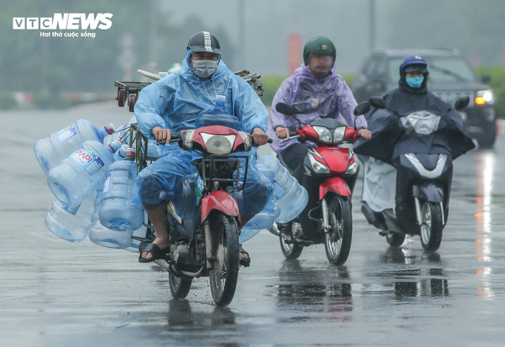 Dự báo thời tiết ngày 8/4: Bắc Bộ mưa rào rải rác, Nam Bộ có nơi nắng gay gắt. (Ảnh: Ngô Nhung)