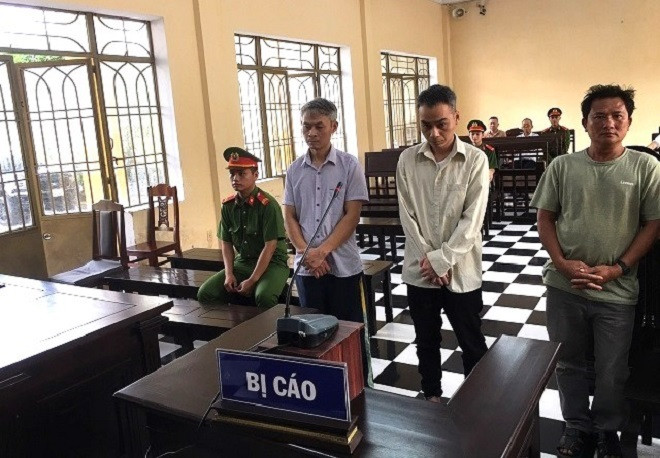 3 bị cáo tại tòa. (Ảnh: C.A)