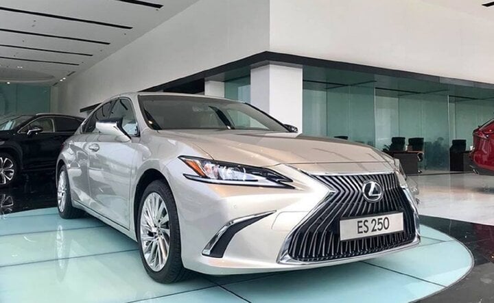 Lexus được xem là thương hiệu xe hạng sang thành công nhất của Nhật Bản. (Ảnh minh hoạ).