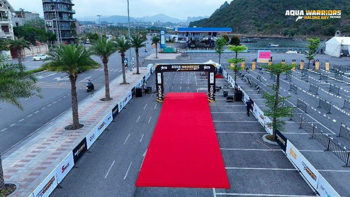 Vạch về đích của giải.