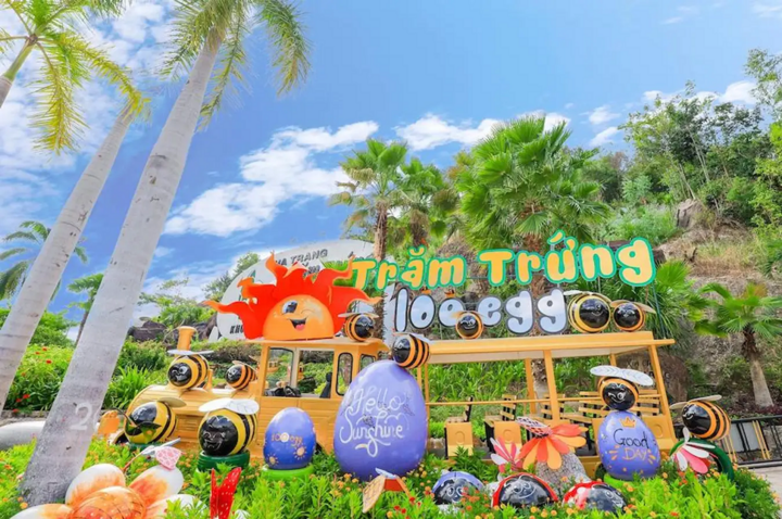 Khu du lịch Trăm Trứng là điểm nghỉ mát, tắm bùn được nhiều người yêu thích khi đến Nha Trang.