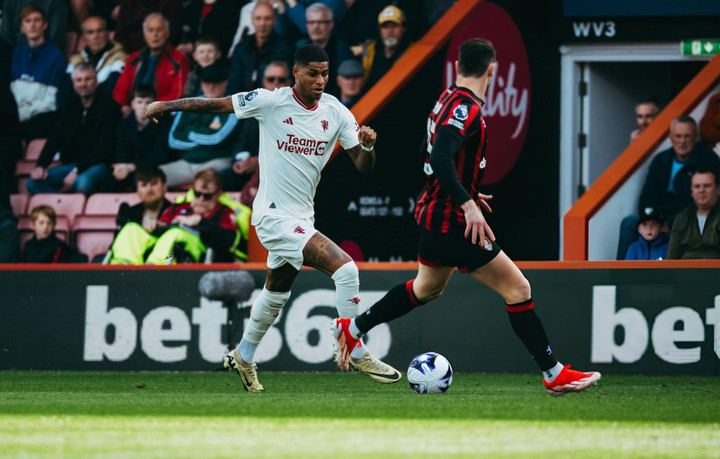 Man Utd thi đấu bế tắc.