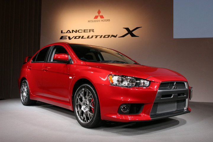 Mitsubishi Lancer Evolution, thường được gọi là "Evo", là một dòng xe thể thao hiệu suất cao của hãng xe Nhật Bản. (Ảnh: Mitsubishi Trung Thượng)