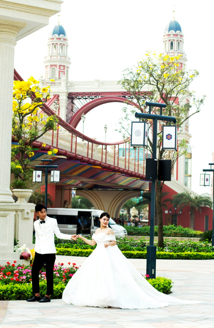 'Thiên đường tình yêu' khiến đôi lứa xiêu lòng ở phía Đông Hà Nội - 1