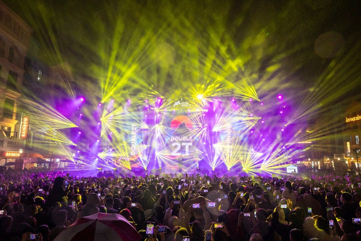 'Thiên đường tình yêu' khiến đôi lứa xiêu lòng ở phía Đông Hà Nội - 13