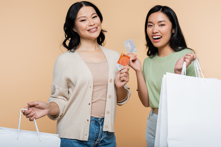 Vô vàn ưu đãi hoàn tiền đang chờ đợi khách hàng chi tiêu bằng thẻ tín dụng quốc tế SHB.