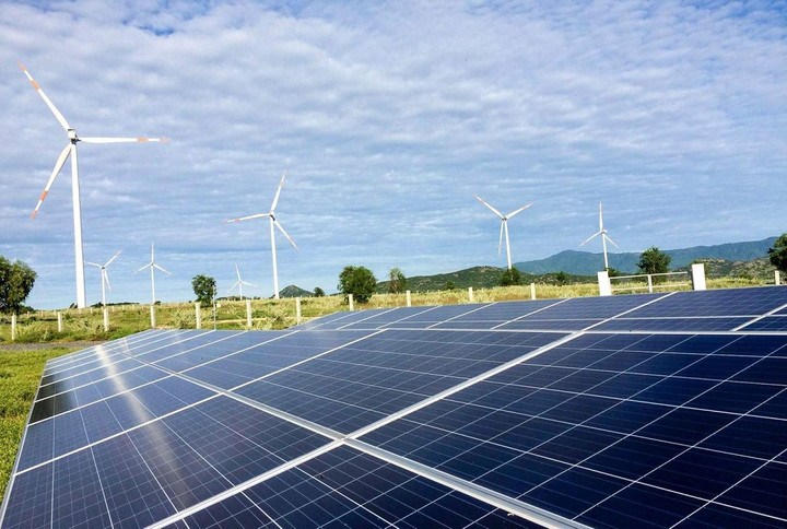 Điện mặt trời mái nhà chỉ được tự dùng, không được bán cho cá nhân, tổ chức khác. (Ảnh minh họa: Bộ Công Thương)