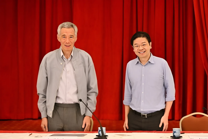 Sau khi tuyên thệ nhậm chức, Thủ tướng Hoàng Tuần Tài (phải) sẽ là Thủ tướng thứ tư của Singapore, kế nhiệm Thủ tướng Lý Hiển Long. (Ảnh: The Stars)