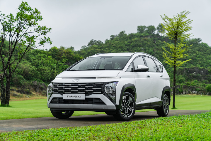 Hyundai Stargazer X sẽ chính thức có mặt tại các đại lý từ tháng 5/2024.