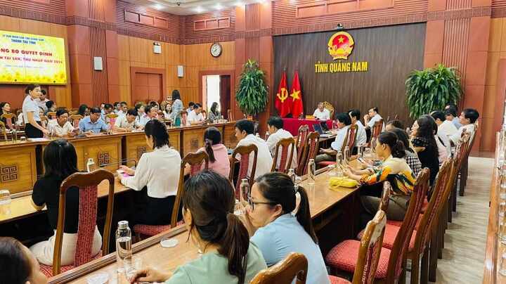 Thanh tra tỉnh Quảng Nam tổ chức công bố quyết định của Chánh Thanh tra tỉnh về việc xác minh tài sản, thu nhập và thành lập Tổ xác minh tài sản, thu nhập năm 2024. (Ảnh: B.Đ)