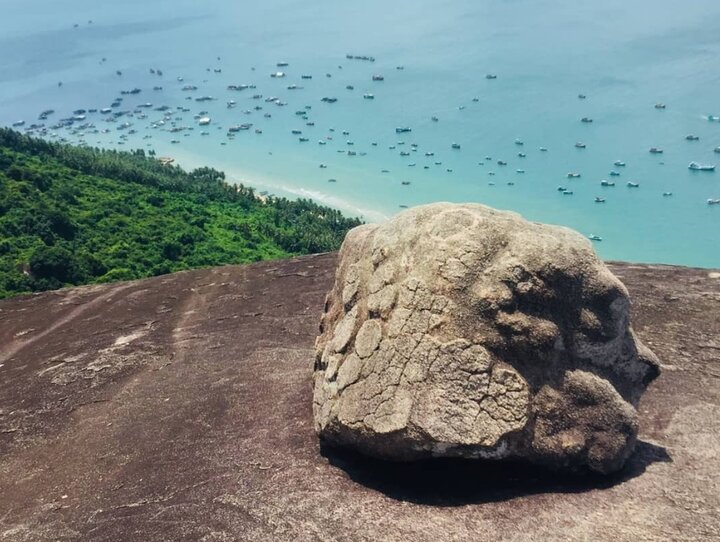 Ma Thiên Lãnh là một trong 3 địa điểm du lịch Kiên Hải, Kiên Giang hút khách nhất.