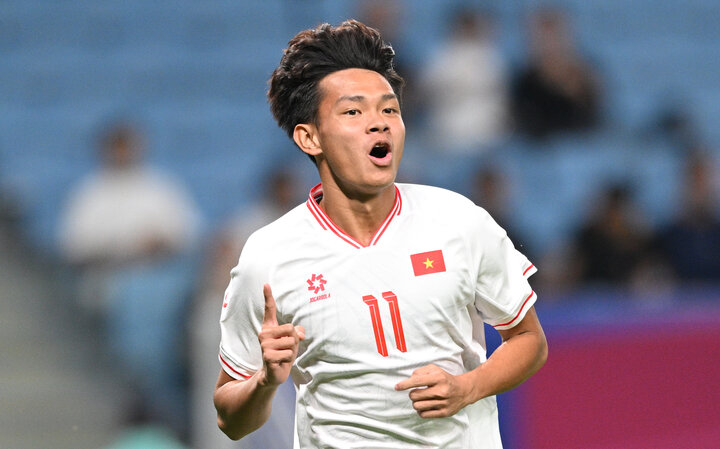 Vĩ Hào tỏa sáng trong trận đấu gặp U23 Kuwait.