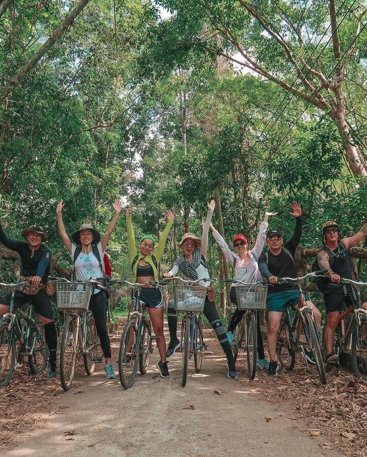 Trải nghiệm đạp xe ở Vườn quốc gia Cát Tiên.