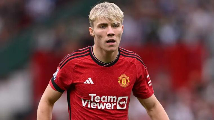 Man Utd gặp đối thủ yếu ở bán kết FA Cup.