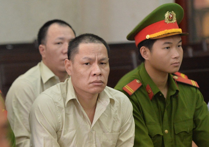 Bị cáo Lường Văn Hùng tại toà.