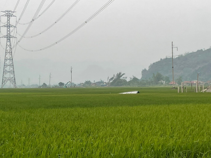 EVNNPC khắc phục các sự cố, sớm cấp điện trở lại cho khách hàng.