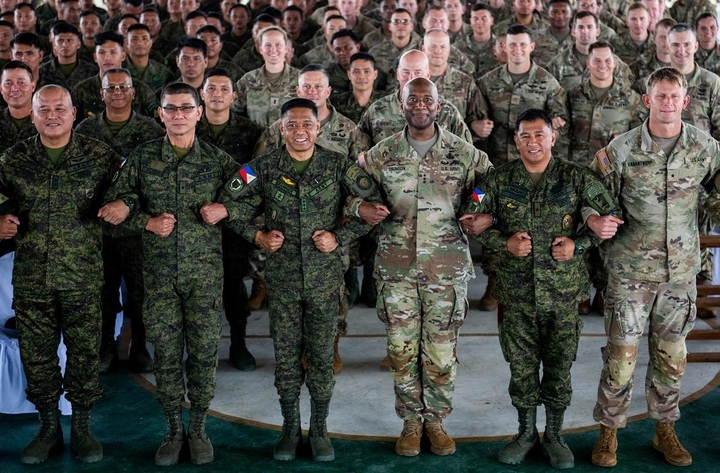 Philippines và Mỹ bắt đầu tập trận Balikatan 2024. (Ảnh: Reuters)