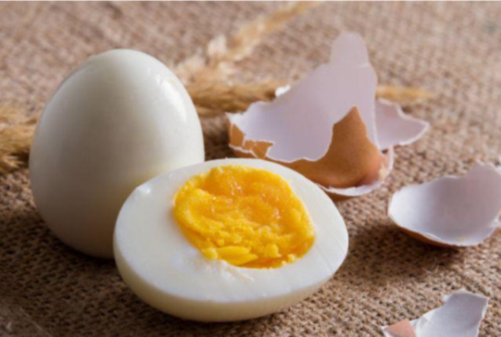 Ăn trứng gà với lượng vừa phải sẽ rất có lợi cho cơ thể. (Nguồn: Sohu)