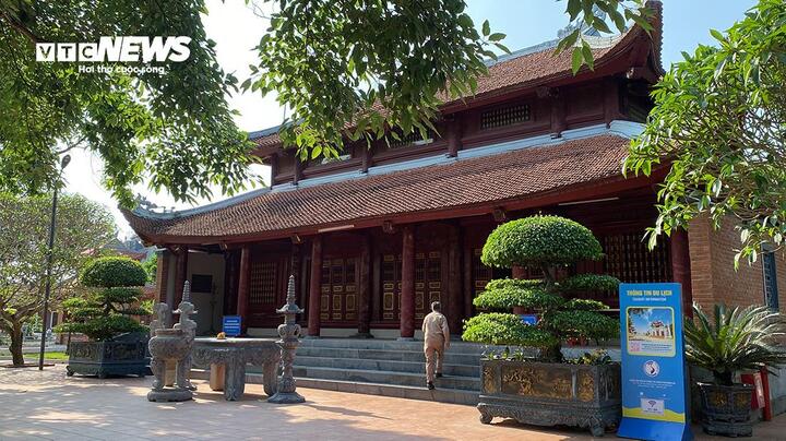 Bà Phạm Thị Oanh, Trưởng phòng Văn hóa Thông tin TP Móng Cái cho biết, đền Xã Tắc được ví như "cột mốc văn hóa" khẳng định chủ quyền nơi biên giới của Tổ quốc.