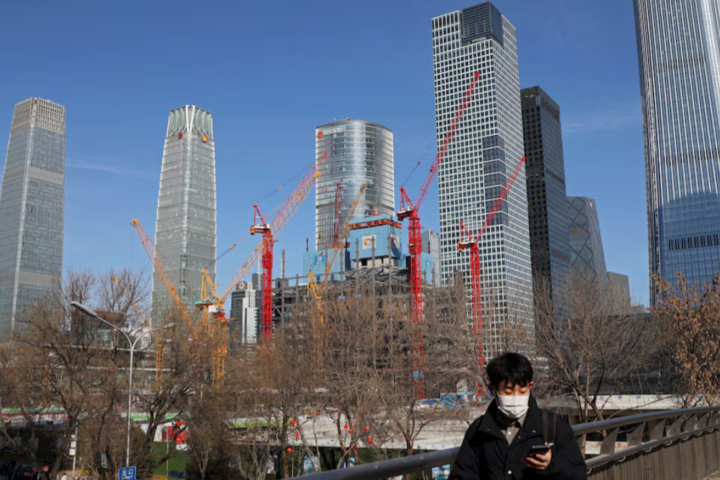 Các nhà kinh tế cho rằng ngăn chặn sự suy thoái của thị trường bất động sản là nhiệm vụ hàng đầu đối với Bắc Kinh. (Ảnh: Reuters)