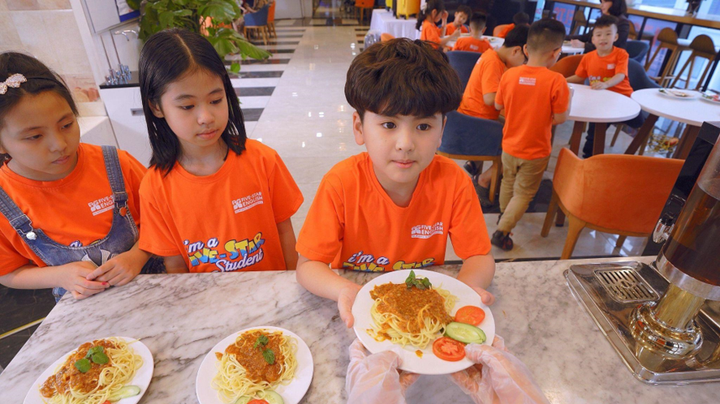 Không gian tiêu chuẩn 5 sao tại Atlantic Five-Star English.