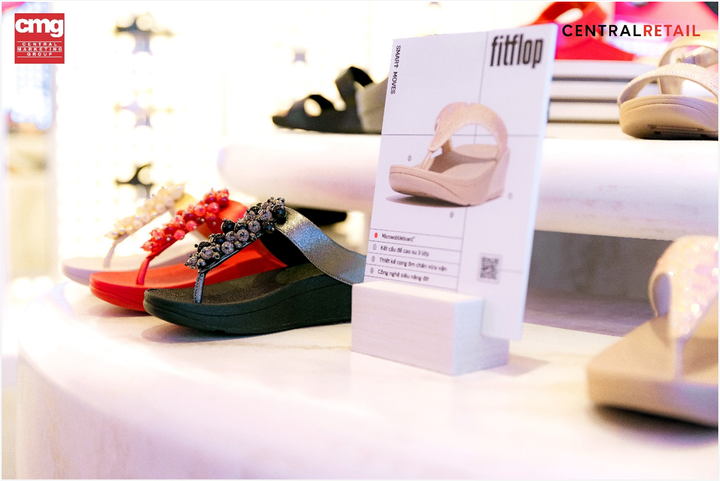 Các bộ sưu tập mới thiết kế thanh lịch và vô cùng êm nhẹ, thoải mái với công nghệ độc quyền.