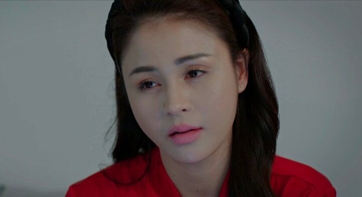 Lương Thu Trang vào vai An Nhiên, người vợ bí mật của Nghĩa. An Nhiên căm ghét nữ chính Ngân Hà vì cho rằng cô đã cướp người mình yêu.