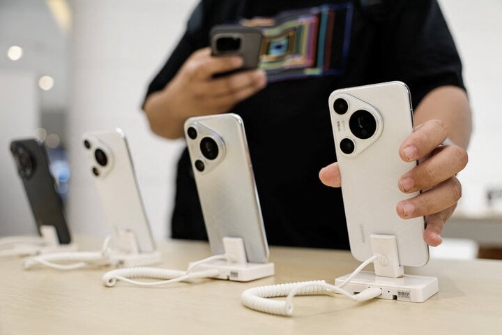 Apple suýt mất top 5 thị phần, các hãng điện thoại Trung Quốc đừng vội mừng- Ảnh 1.